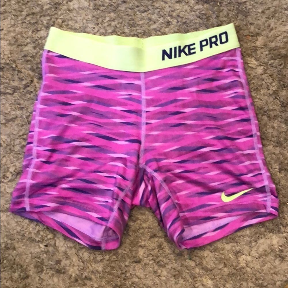Nike shorts L (1814)